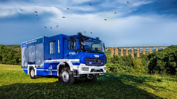 75. Atego zum 75. Geburtstag: Deutschlandweite Übergabe von Gerätekraftwagen an THW in vollem Gange