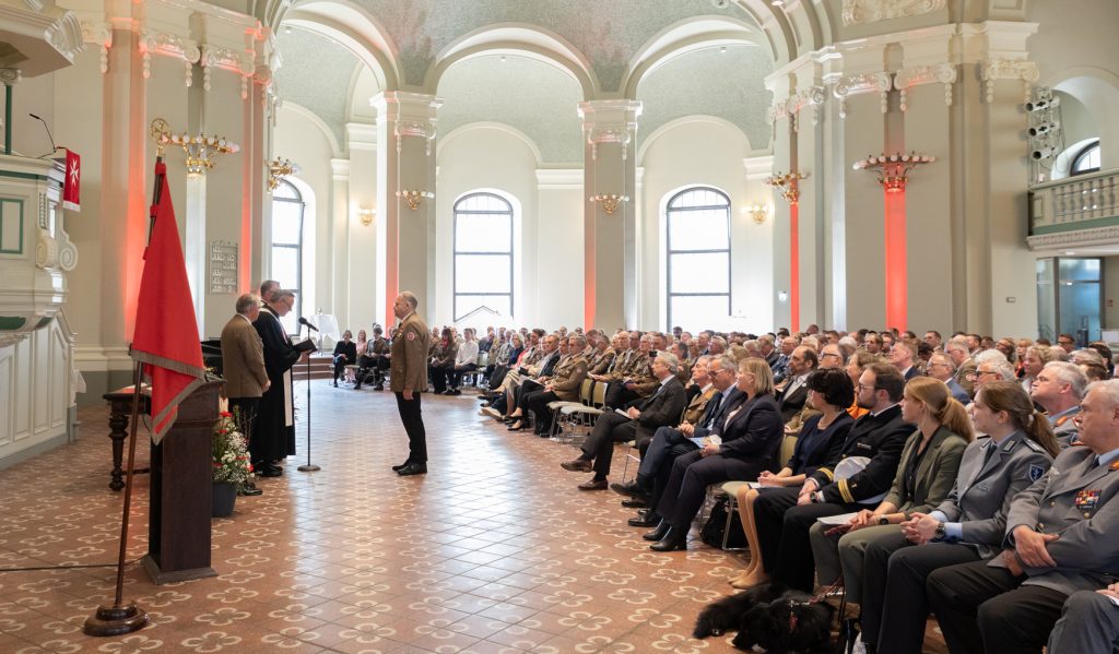 Amtseinführung: Oliver Meermann wird als Mitglied des Bundesvorstands der Johanniter-Unfall-Hilfe eingeführt