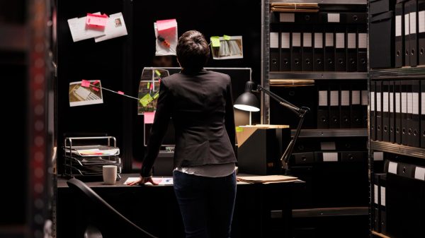 Die Kriminalität in Thüringen ist 2025 deutlich gesunken, gleichzeitig blieb die Aufklärungsquote auf einem hohen Niveau (Symbolbild).