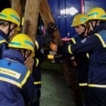 Landesverband HH/MV/SH: THW-Jugend in Hamburg-Eimsbüttel baut einen Dreibockbund im Rahmen einer Ausbildung.