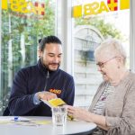 Der ASB engagiert sich in verschiedenen Projekten, in denen digitale Innovation und soziale Verantwortung zusammen gedacht werden – von KI-gestützter Unterstützung in der Pflege bis zu Bildungsangeboten für Fachkräfte und Ehrenamtliche.