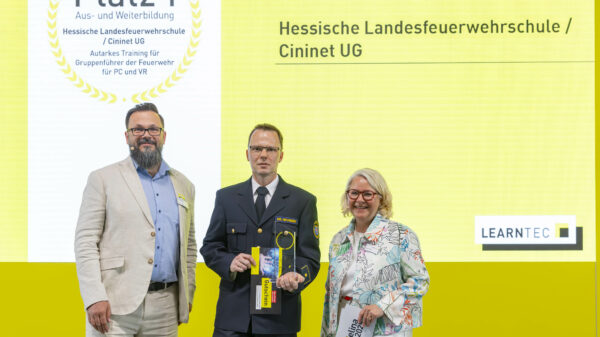 Roman Poseck über die Landesfeuerwehrschule Hessen: „Ich freue mich, dass wir in Hessen so kreative Köpfe haben, die mit Engagement und Innovationsgeist die Aus- und Weiterbildung im Brandschutz weiterentwickeln.“