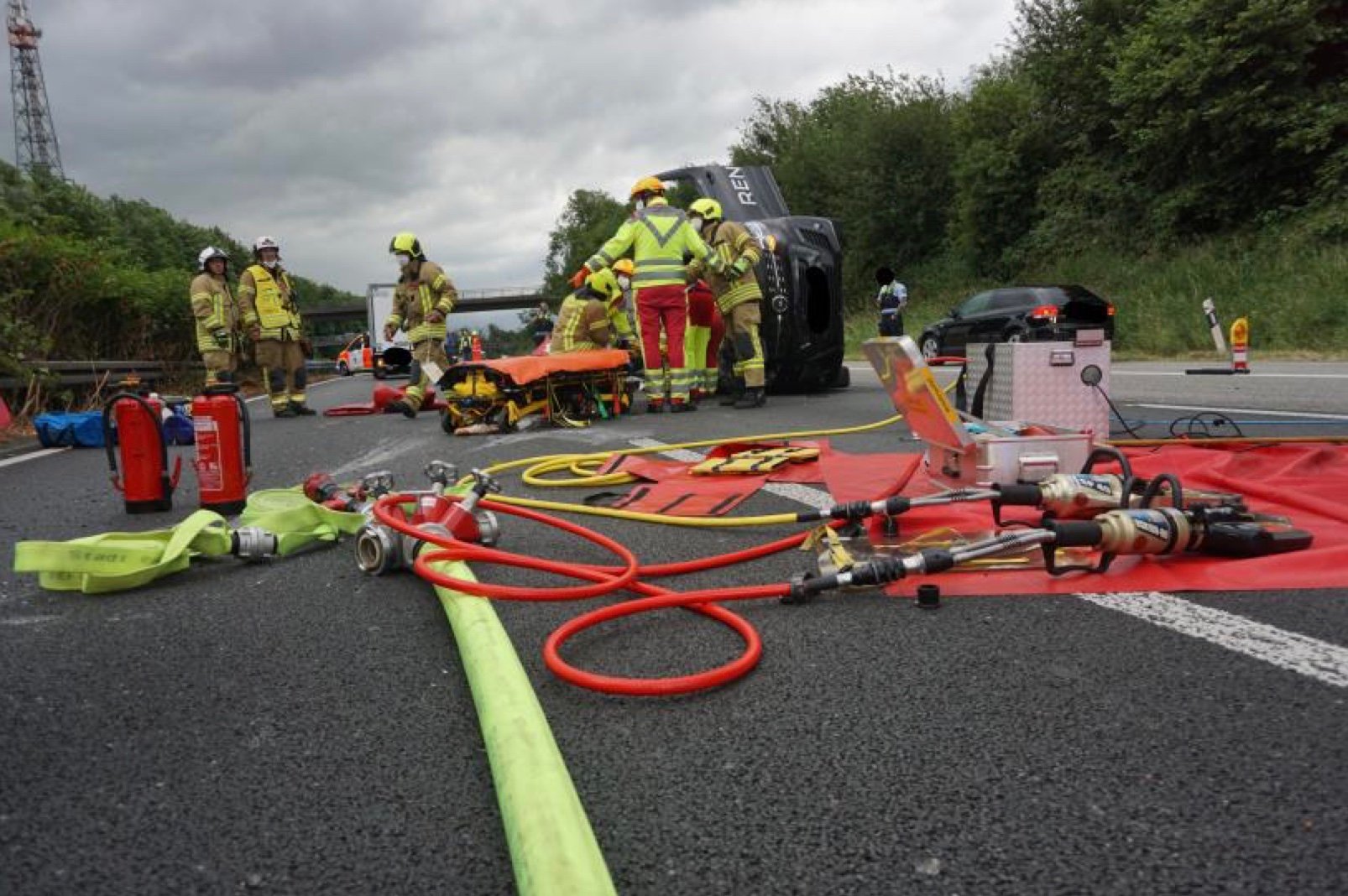 Fachausschuss Technik der deutschen Feuerwehren gibt Hilfestellung bei Beschaffung von angetriebenen Rettungsgeräten.