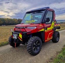 Dönges: Das vollelektrische Polaris Ranger Kinetic Ultimate wurde mit einem Akku-Löschmodul von Vallfirest ausgestattet, sodass es sowohl im Gelände als auch in umbauten Räumen eingesetzt werden kann.