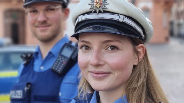 Symbolbild Polizei RLP Unterziehschutzwesten