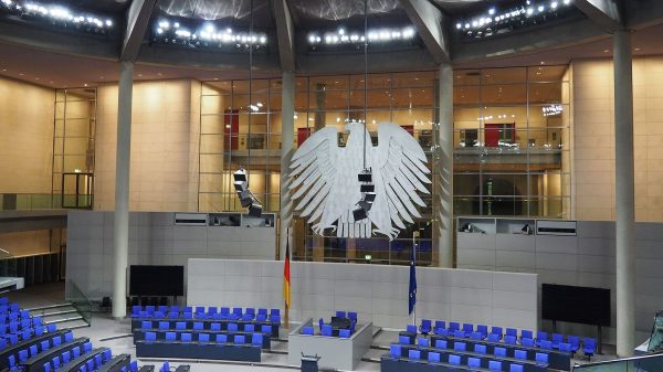 Bundestag lehnt Grünen-Initiative zum Schutz kritischer Infrastruktur ab