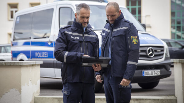 BFE Sachsen. Einsatzauswertung mit dem Hundertschaftsführer