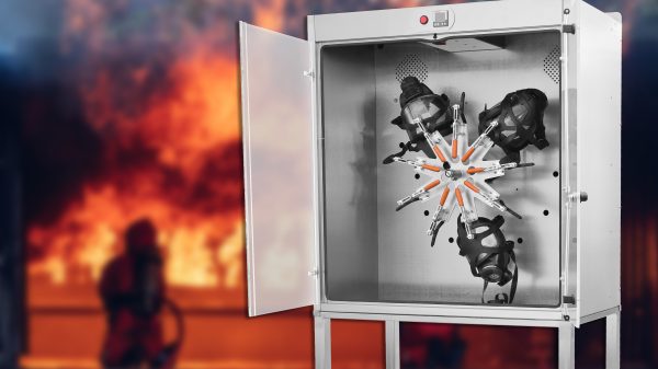 Der Maskentrocknerschrank von OSMA kommt unter anderem bei der Feuerwehr zum Einsatz