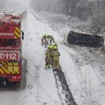 Schnee und Glätte erhöhen die Unfallgefahr für Autos sowie Einsatzfahrzeuge der Feuerwehr und BOS.