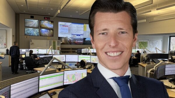 Die Plattform LifeX von Frequentis und Sprachdialogsysteme wie bei der Feuerwehr Hamburg zeigen, wie moderne Leitstellen heute funktionieren.