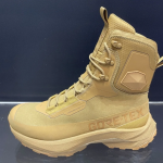 Der Stiefel aus der Konzeptstudie von GORE-TEX, wie er auf der Messe gezeigt wird.