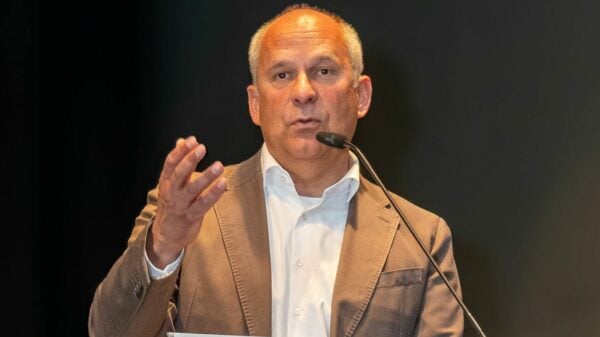 Roman Poseck in Bommersheim: „Die Brandschützerinnen und Brandschützer können stolz auf ihre Erfolgsgeschichte sein.“