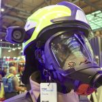 Dräger zeigte eine ganze Reihe neuer und bewährter Technik auf der Interschutz. Ein Highlight: Die Wärmebildkamera am Helm mit zugehörigem Bildschirm in der Maske.