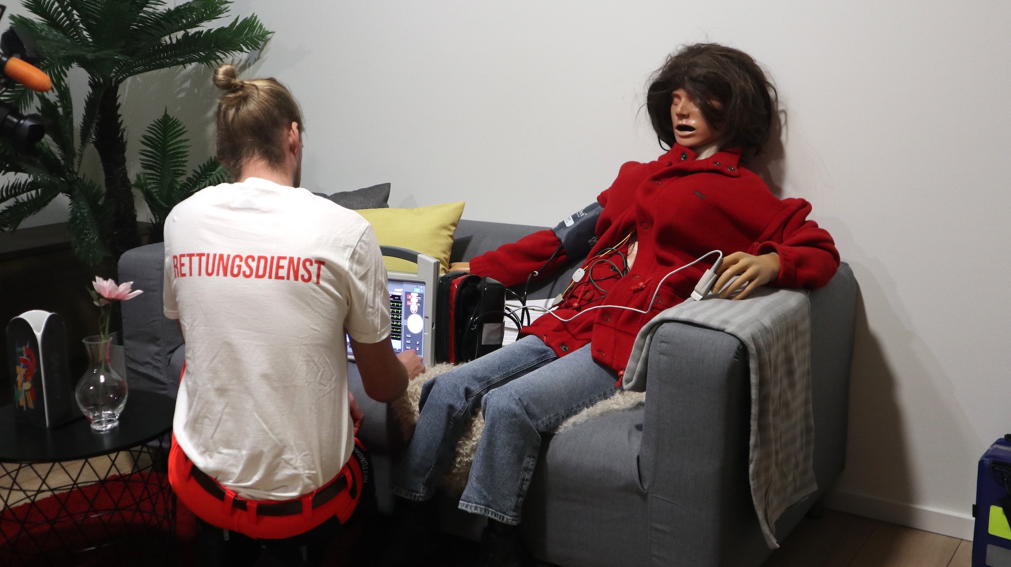 Einsatz der Retter in der Übungswohnung.