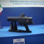 Das kleinste von drei in Paris gezeigten Drohnenabwehrsysteme von CPM aus Italien: Wilson-Plus.