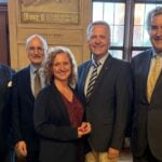 (v.l.n.r.): Rudolph Herzog von Croӱ (Landesbeauftragter und Regionalleiter Malteser Hilfsdienst), Ernst Freiherr von Freyberg (Präsident der Deutschen Assoziation des Souveränen Malteser Ritterordens), Elke Voitl (Dezernentin für Soziales und Gesundheit), Innenstaatssekretär Martin Rößler und Georg Graf von Khevenmüller (Präsident des Malteser Hilfsdienst) bei der Veranstaltung.
