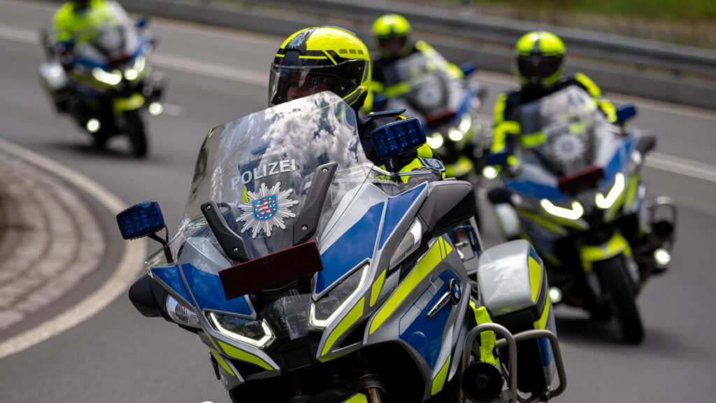 Thüringen: Mehr als 20.000 Anzeigen online erstattet …Motorradstaffel der Polizei Thüringen im Einsatz