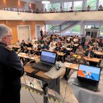 Symposium: Karl-Heinz Banse bei der Eröffnung des 12. Symposium "Hilfe für Helferinnen und Helfer in den Feuerwehren"