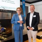 Daniela Behrens, Ministerin für Inneres, Sport und Digitalisierung, und Thorsten Massinger, Präsident des LKA Niedersachsen, eröffnen das 16. LKA Symposium in Hannover.