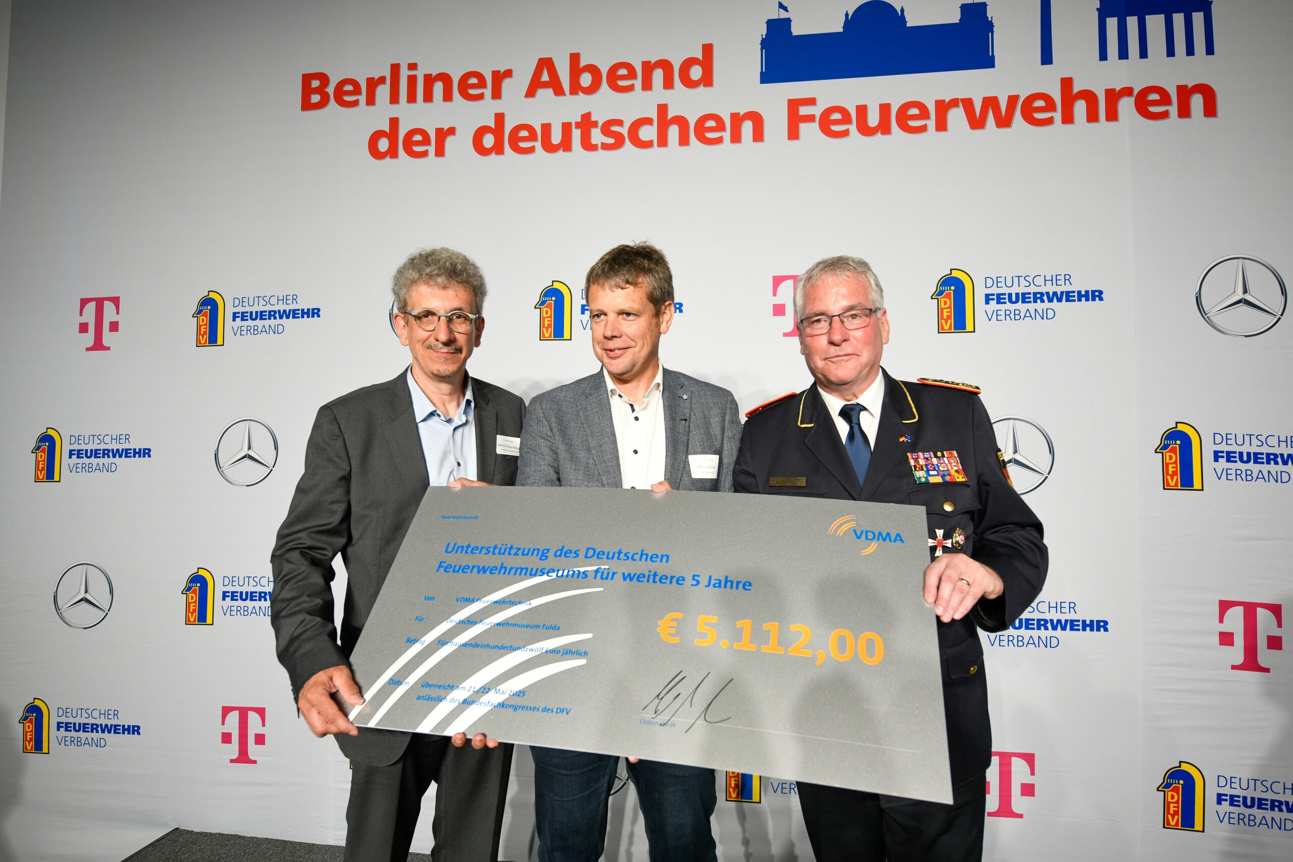 Brandbekämpfung als Thema beim Berliner Abend der deutschen Feuerwehren