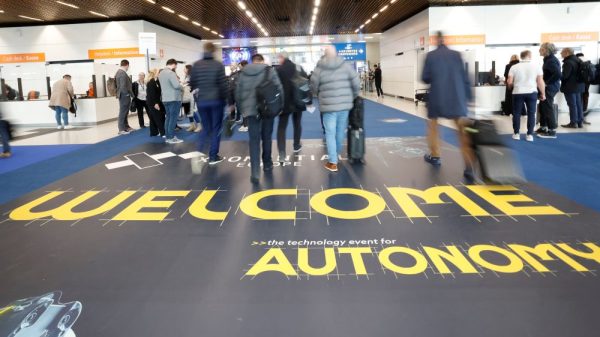 In Messehalle 1, auf dem Freigelände und am Rhein präsentiert die XPONENTIAL Europe 2026 die gesamte Wertschöpfungskette autonomer Technologien über alle Dimensionen hinweg.