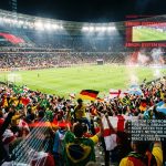 Cyberangriffe rund um die Fußball-WM: Betrüger setzen auf gefälschte Buchungsportale und KI-generierte Phishing-Kampagnen.